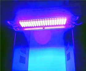 電(diàn)梯轎箱UV消毒2.jpg